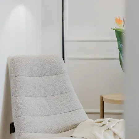 Scandi Elegance - - By Kramm Apartment